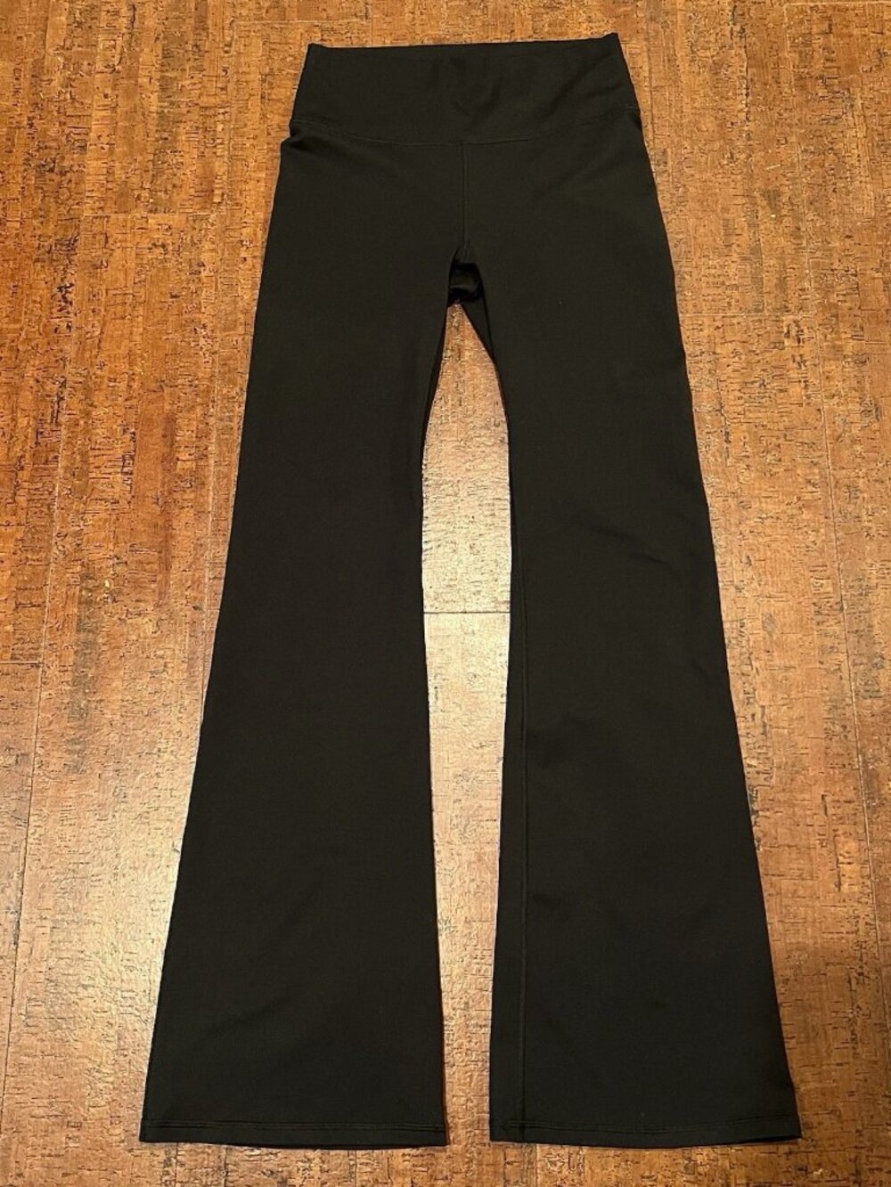 Fabletics Powerhold Women’s Small Black High-Rise Flare Leggings Flare Pants